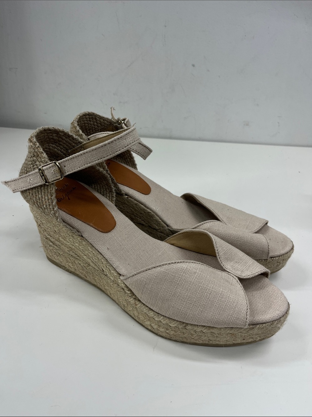 New Toni Pons Womens Lua Espadrilles in Beige Size 41